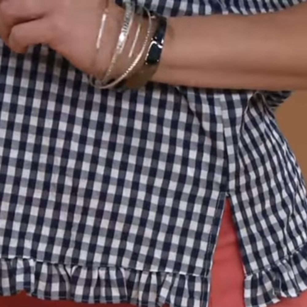 D & co gingham 3/4 ruffle sleeve top - Picture 3 of 8